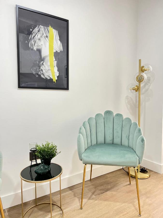 Crysoyle Apartment Barcelona Next To Camp Nou Оспиталет-де-Льобрегат Экстерьер фото