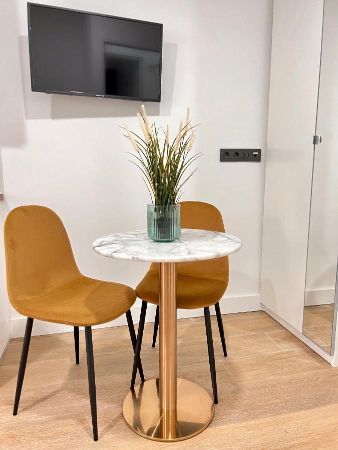 Crysoyle Apartment Barcelona Next To Camp Nou Оспиталет-де-Льобрегат Экстерьер фото